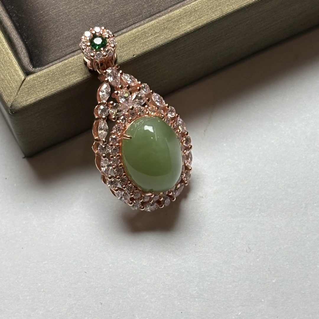 A945 和田玉猫眼掐丝银镶嵌吊坠