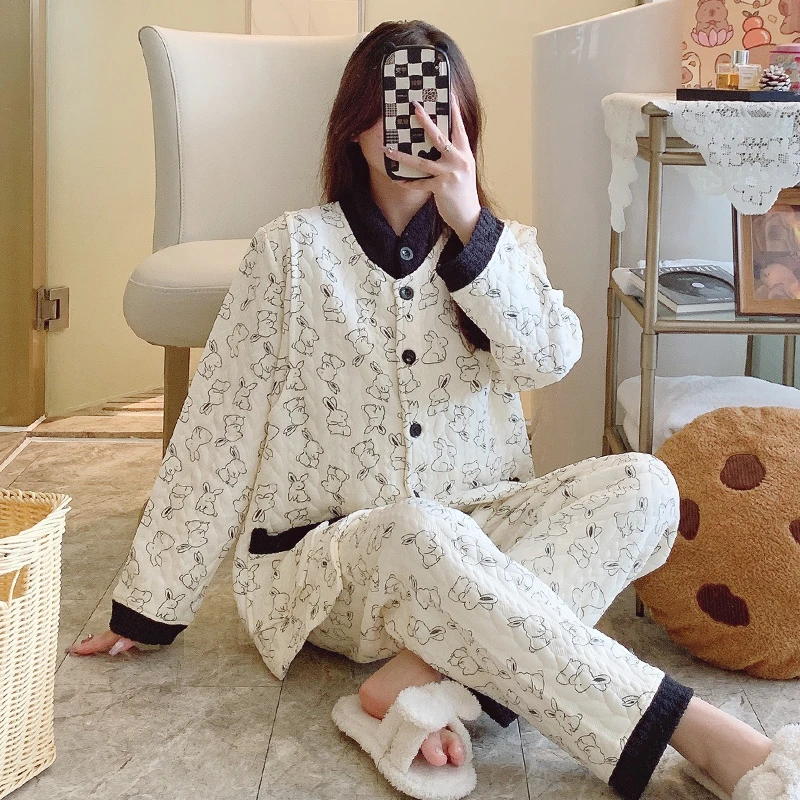 带胸垫月子服秋冬款加厚产后哺乳待产妇空气棉孕妇睡衣春秋季大码