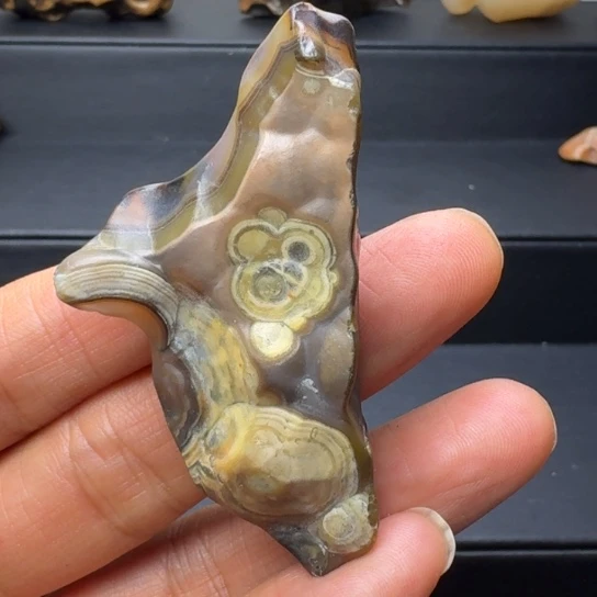 用***4石材内蒙古阿拉善原石