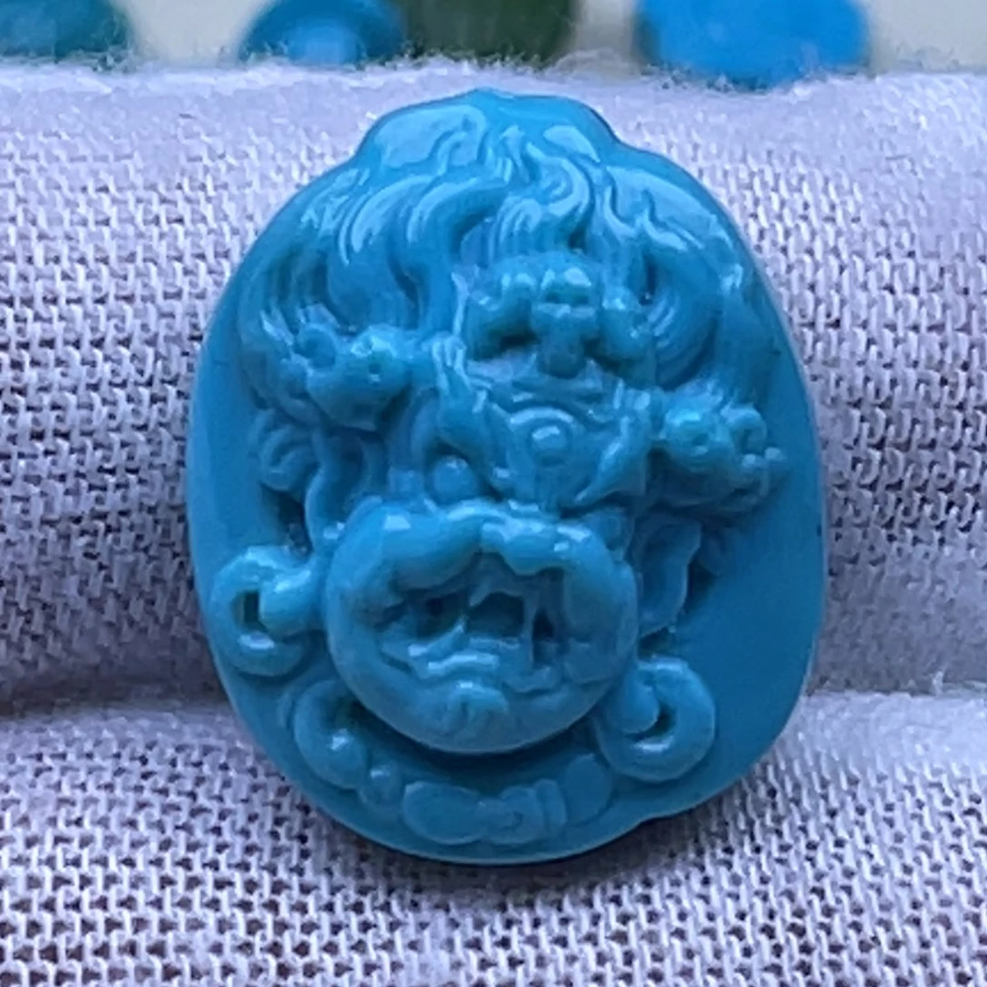 绿松石未镶嵌珠宝奇石