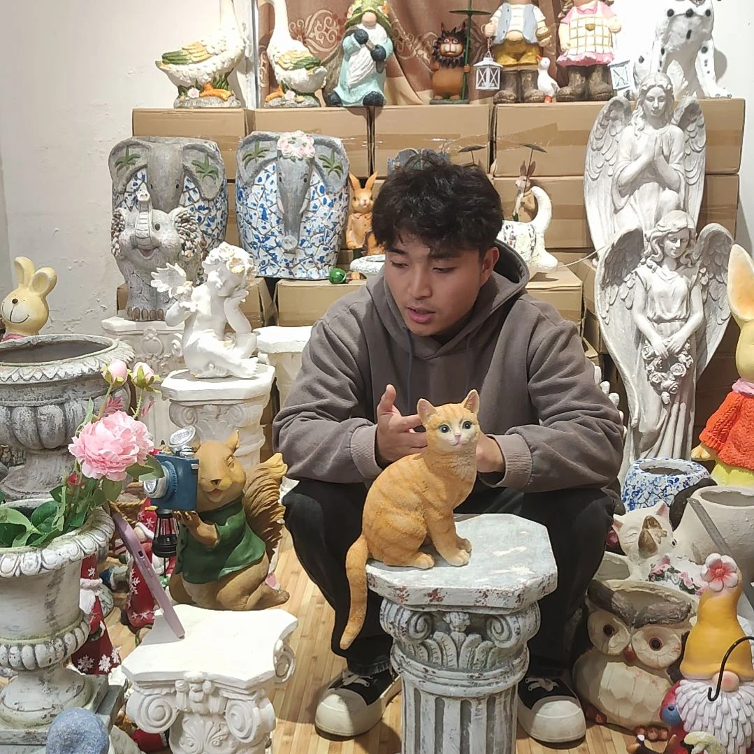 合成树脂仿真猫咪