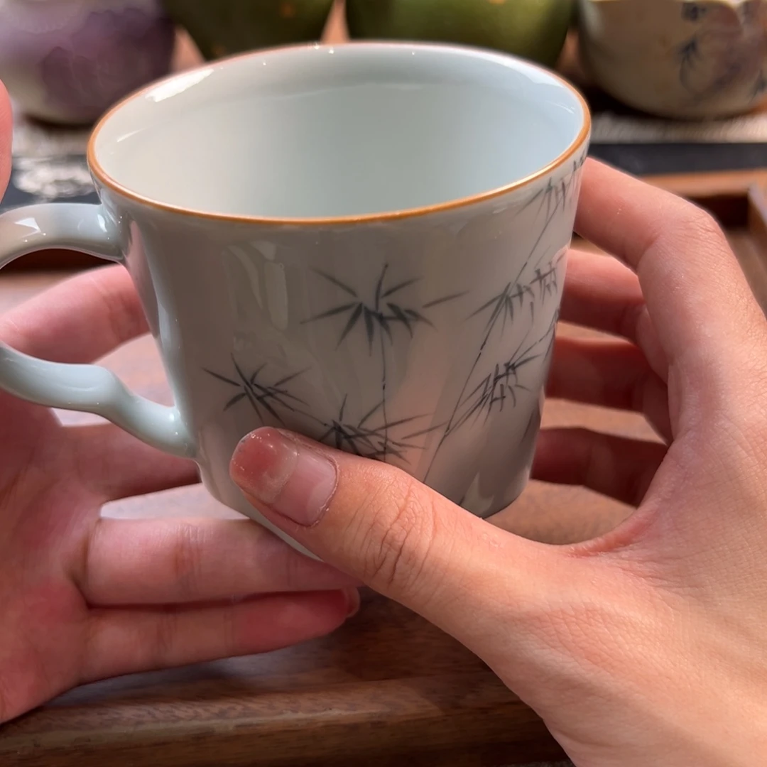 茶具等产品的生产和销售工作