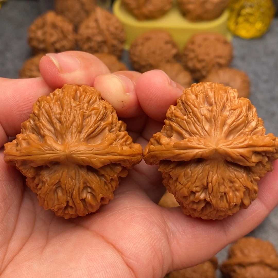 文玩核桃把件44精品毕业红皮南疆