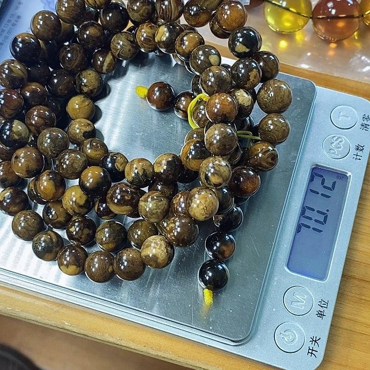 琥珀颈饰未镶嵌H****a一
