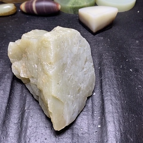 未镶嵌和田玉发饰