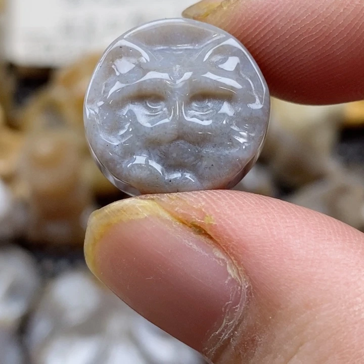 颈饰未镶嵌硅化珊瑚（珊瑚玉）小