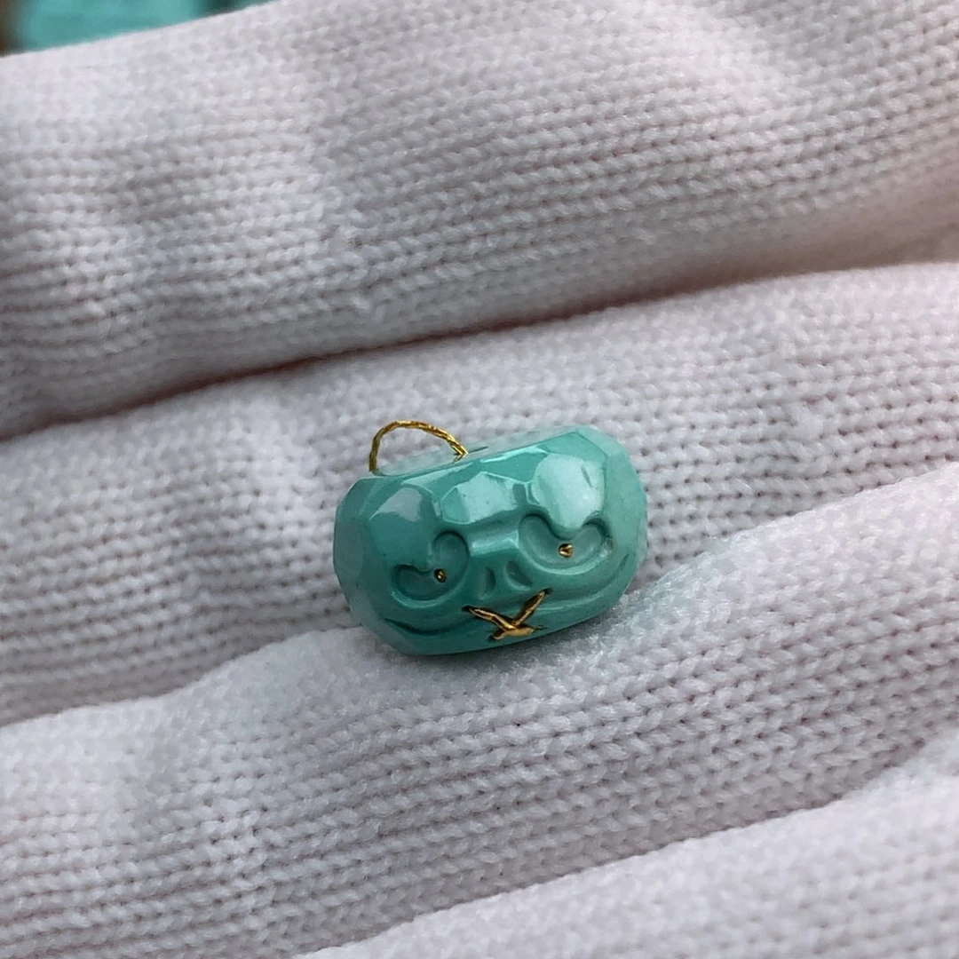 绿松石珠宝玉石18K金镶嵌