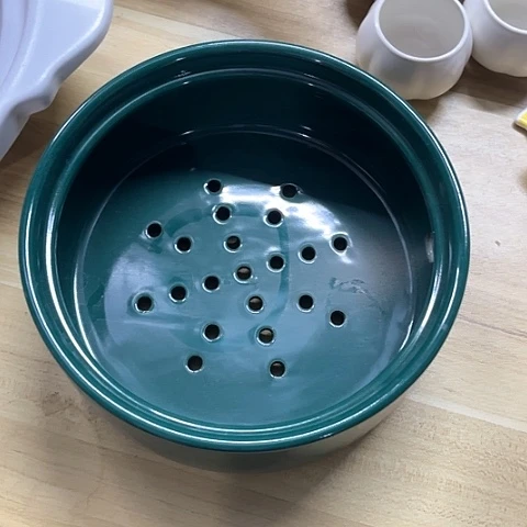 微瑕，不能明火，口径17高7l绿