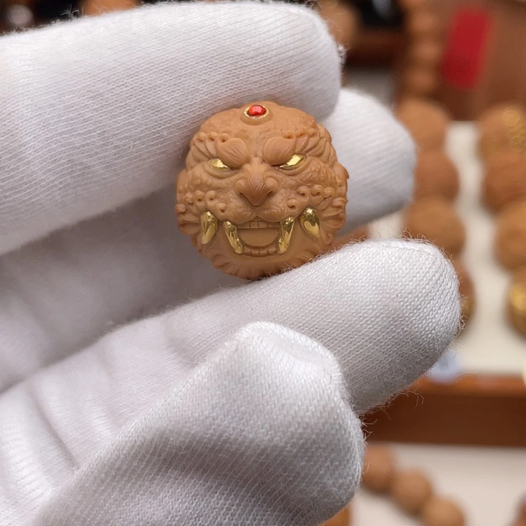 猴头核桃吊坠满工五钱唐狮