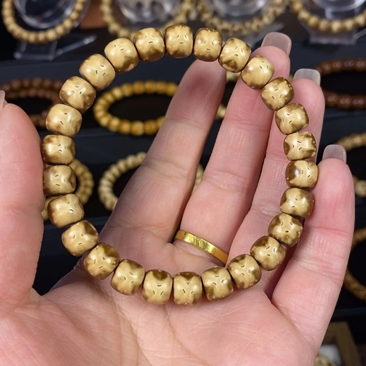 吊坠紫金鼠玉面小书生