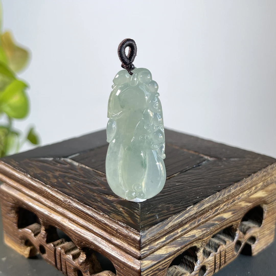 JTW08-71 天然缅甸A货翡翠 佛手瓜