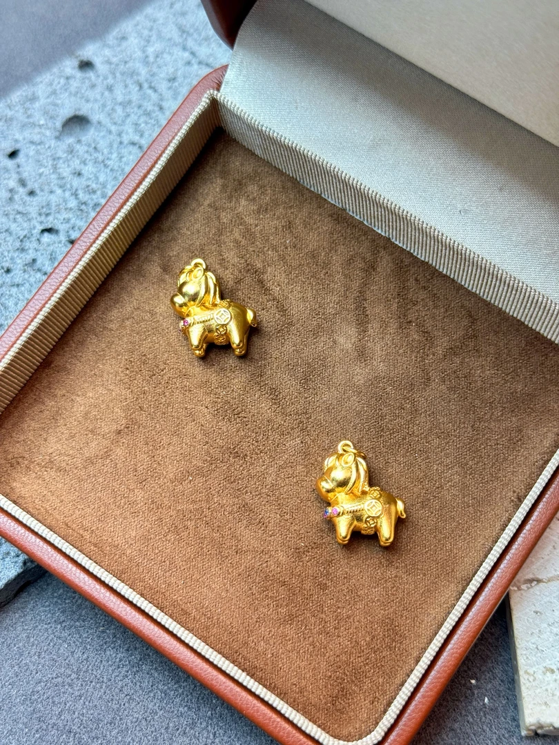 合金吊坠 14685磨砂立体小马吊坠
