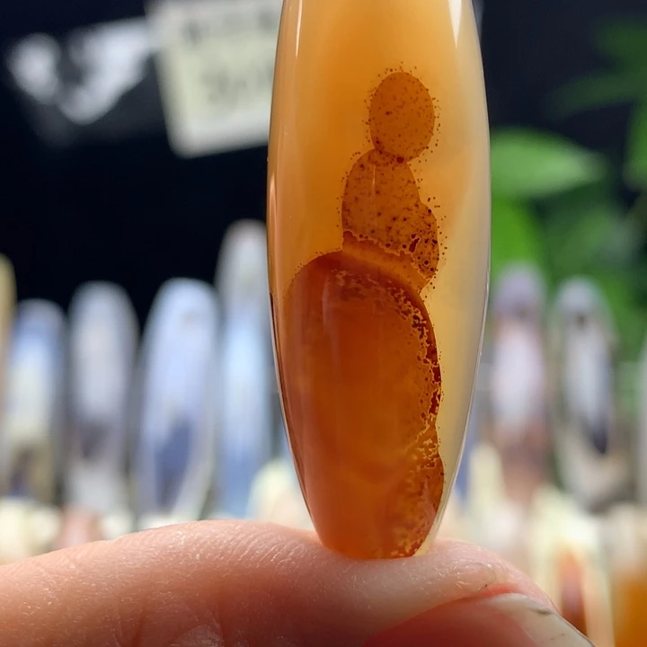 玛瑙/玉髓颈饰未镶嵌100