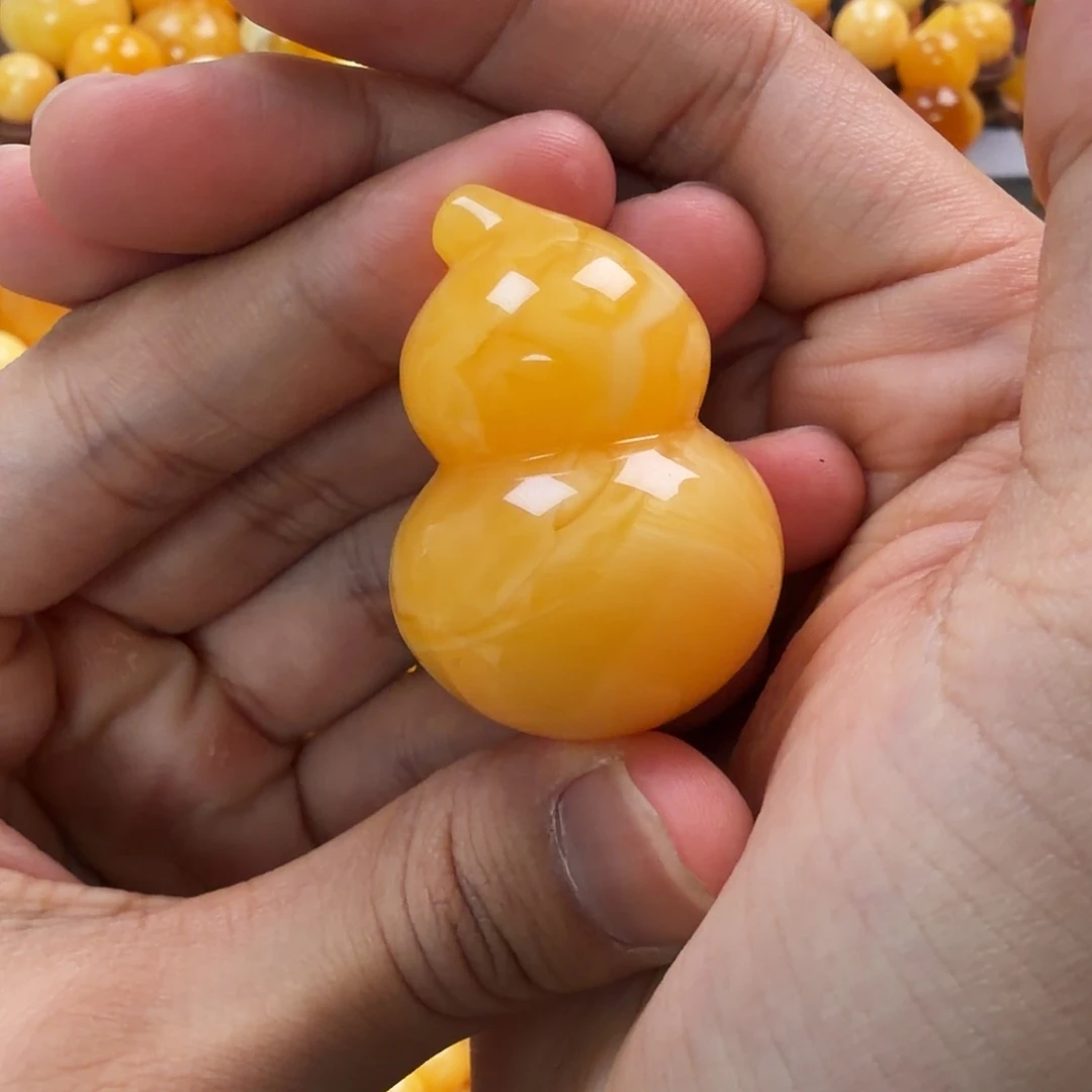 琥珀未镶嵌珠宝奇石17g