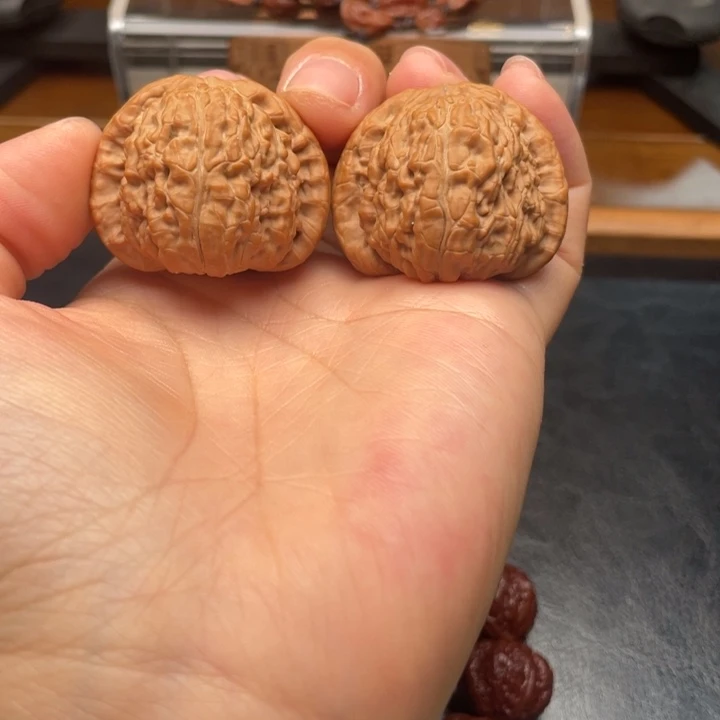 吊坠文玩核桃全品36尺白狮子