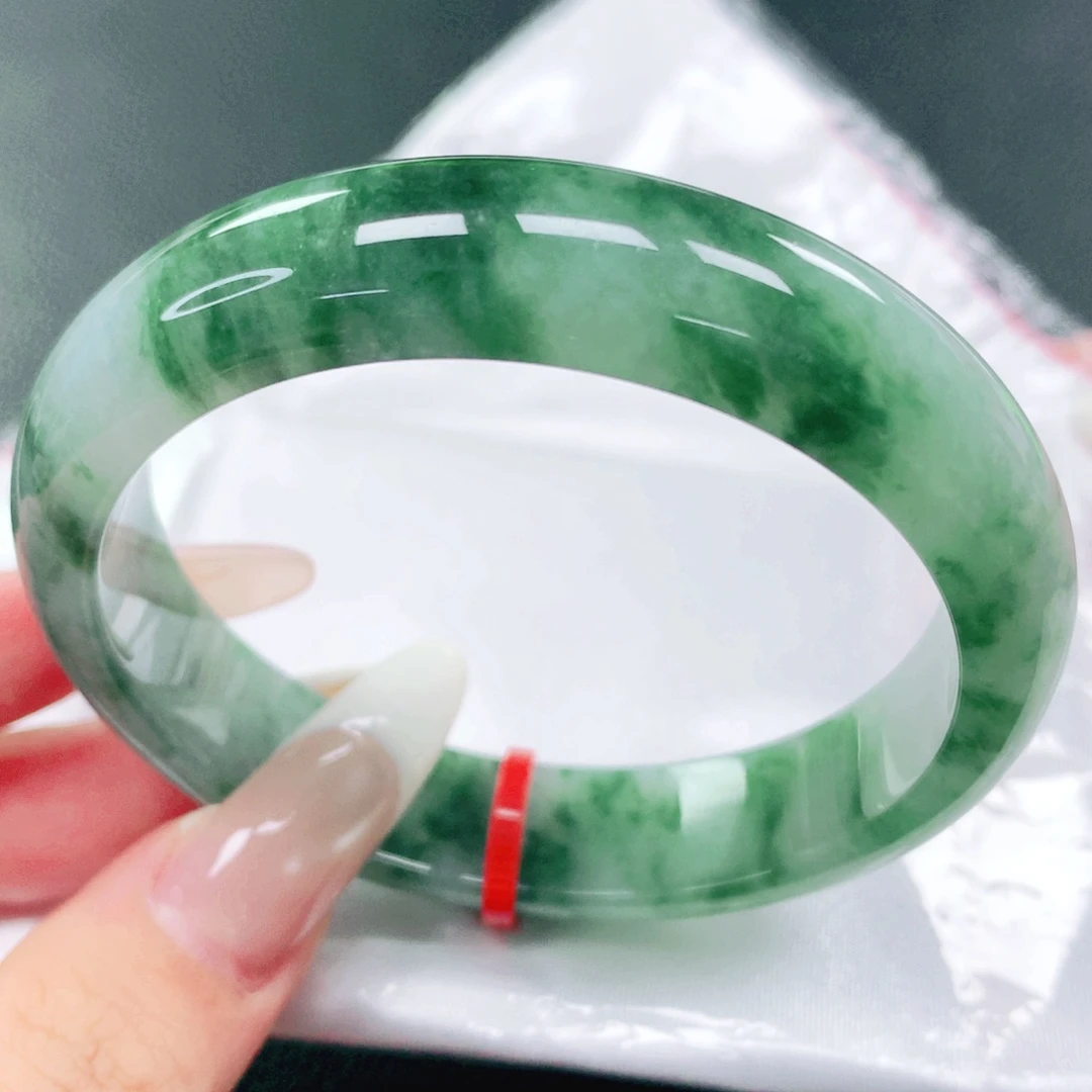 翡翠未镶嵌手镯56