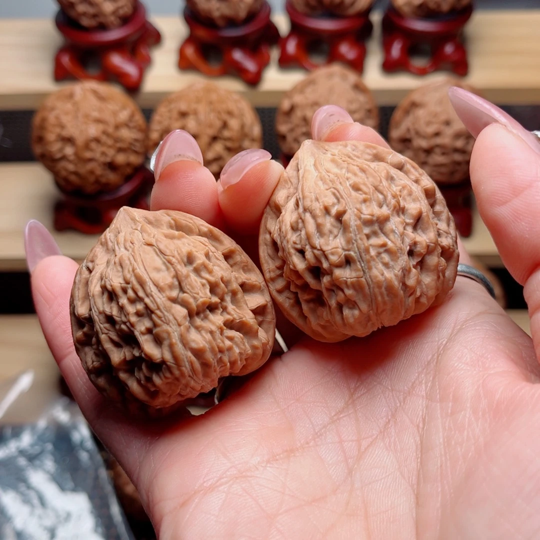 把件文玩核桃玉龙