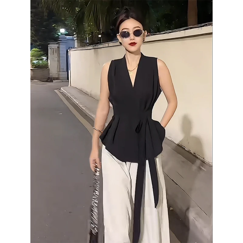 法式V领无袖系带收腰黑色衬衫2025夏季新款高级感减龄显瘦小衫女
