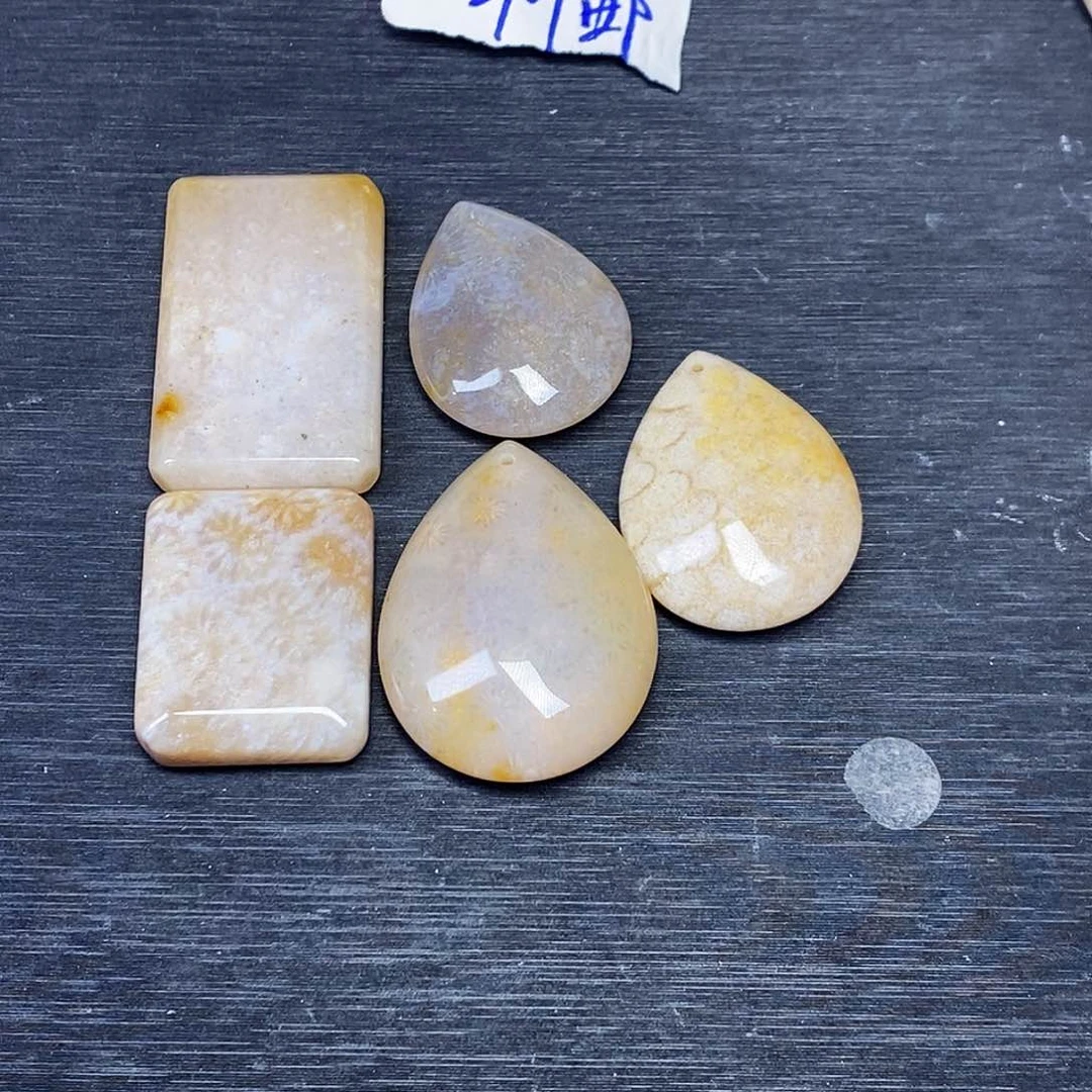 硅化玉颈饰合金3*吊坠