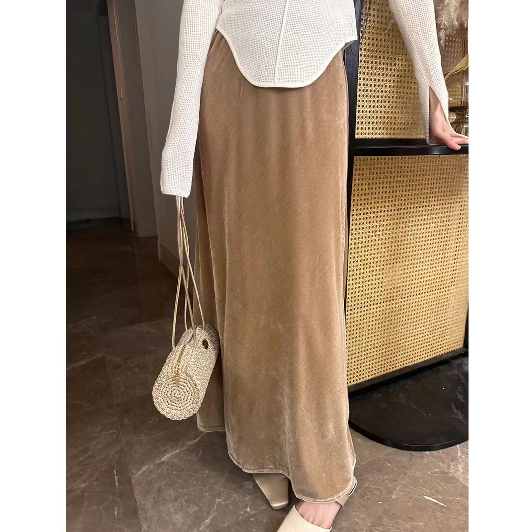 ELEVEN《优雅成型》自然垂坠冬日光泽感丝绒百搭半身裙