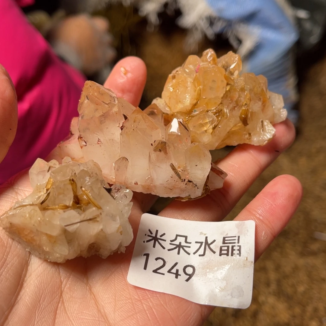 E***）未镶嵌珠宝半成品水晶水晶