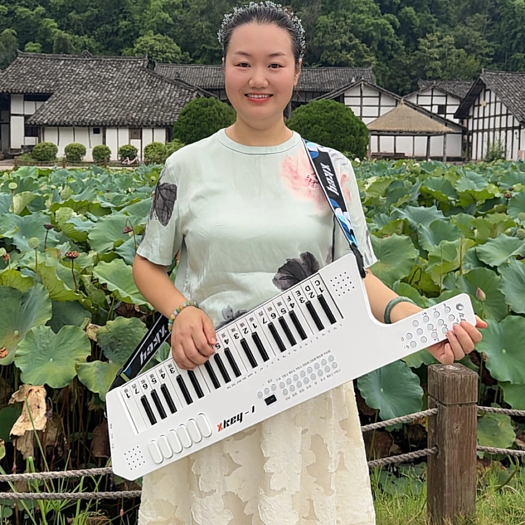 九奏xkey吉他电子琴肩背跨便携式弹唱琴一体琴适合新手小白