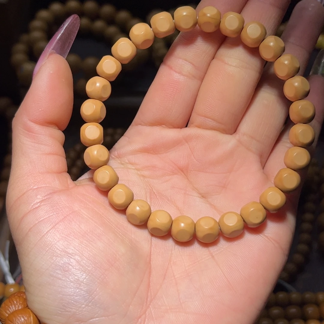 吊坠猴头核桃7+小六方手串全品无瑕无药