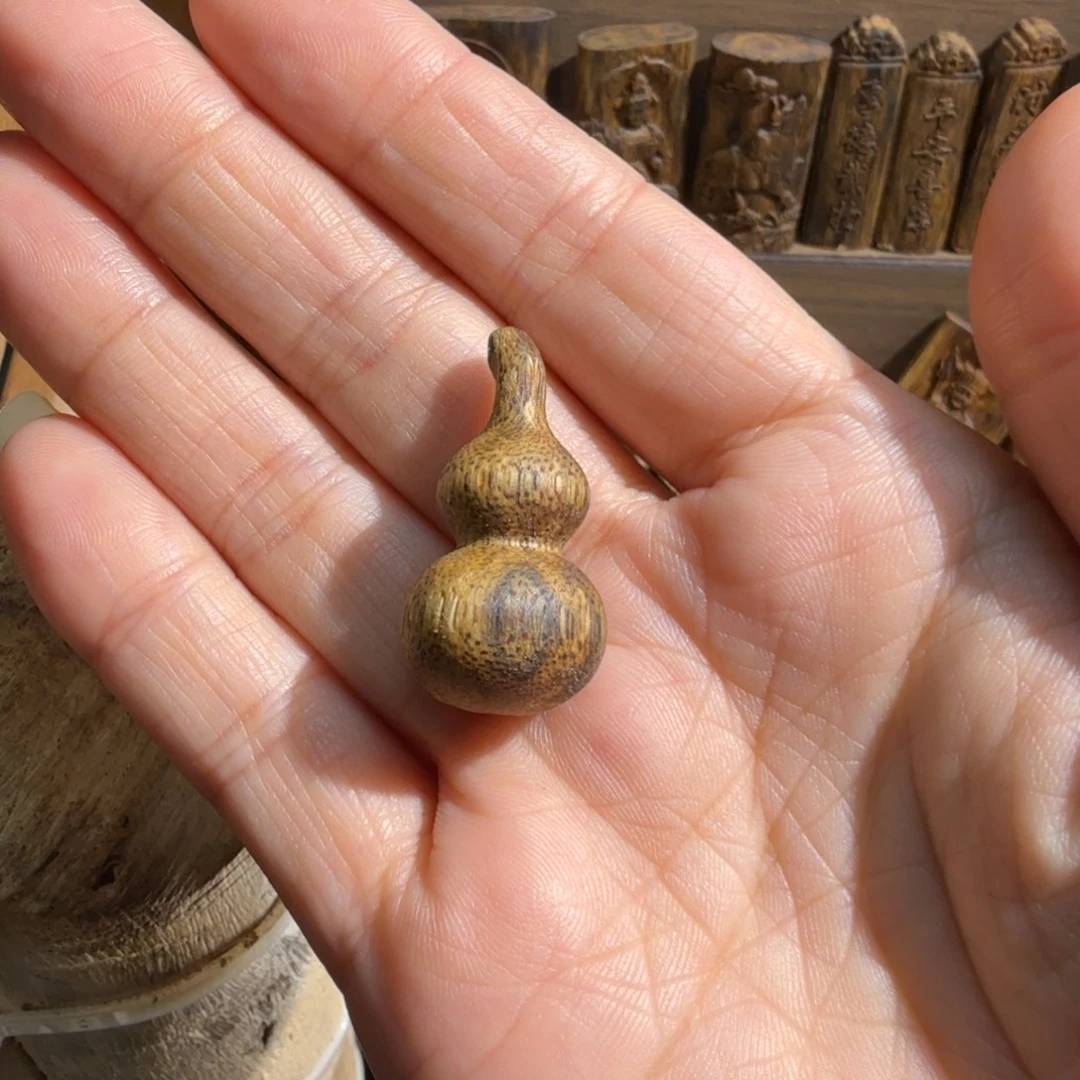 沉香沉香碎屑白棋楠葫芦