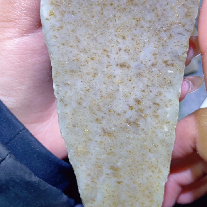 和田玉未镶嵌珠宝半成品