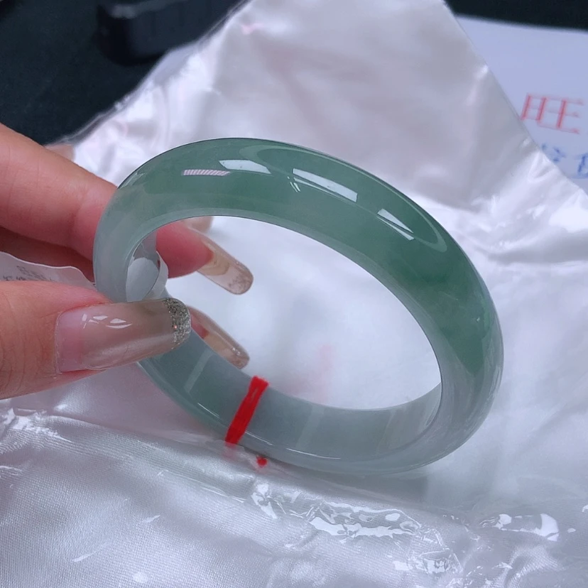 【闪购商品】未镶嵌手镯翡翠56，