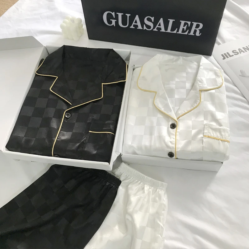 七夕情侣新款睡衣春秋款长袖冰丝胖mm大码200斤男士家居服女套装