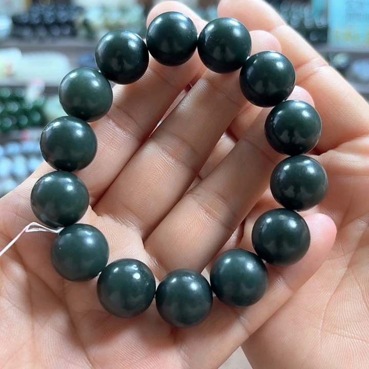 和田玉手链未镶嵌新疆沙枣青卡16