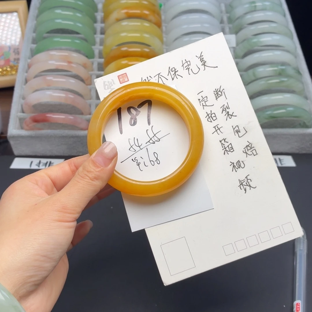 石英质玉未镶嵌手镯187