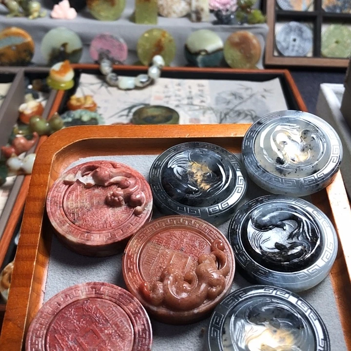 蛇纹石玉未镶嵌岫玉吊坠