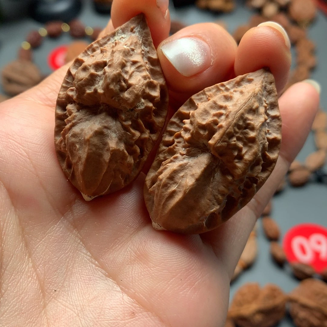 核桃10东北秋子异型鬼脸