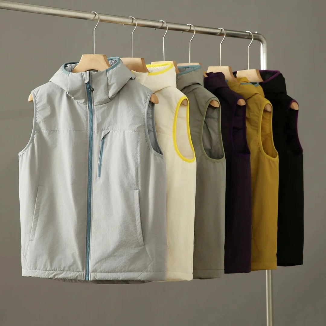 户外休闲防泼水棉马甲肌理感防撕裂多色连帽情侣马甲简约无袖5620