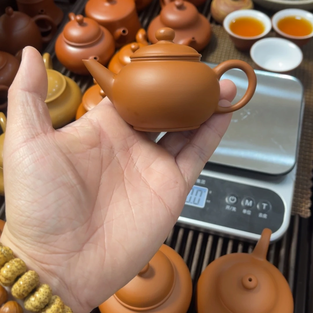 g*g潮州手拉壶。鸡蛋黄水平。