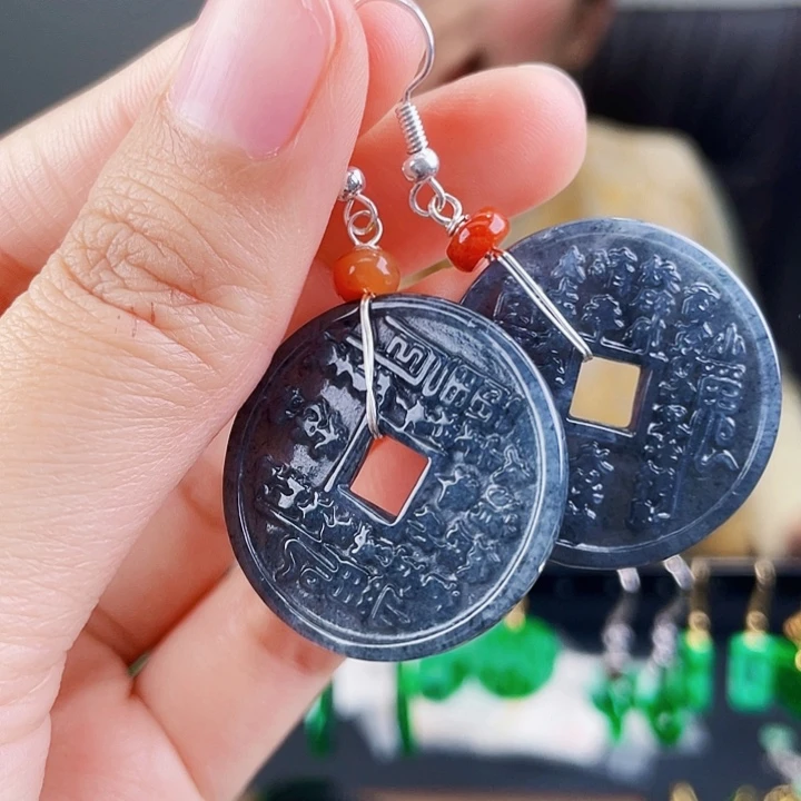 翡翠耳饰未镶嵌饰品