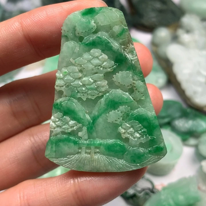 定制翡翠未镶嵌翡翠