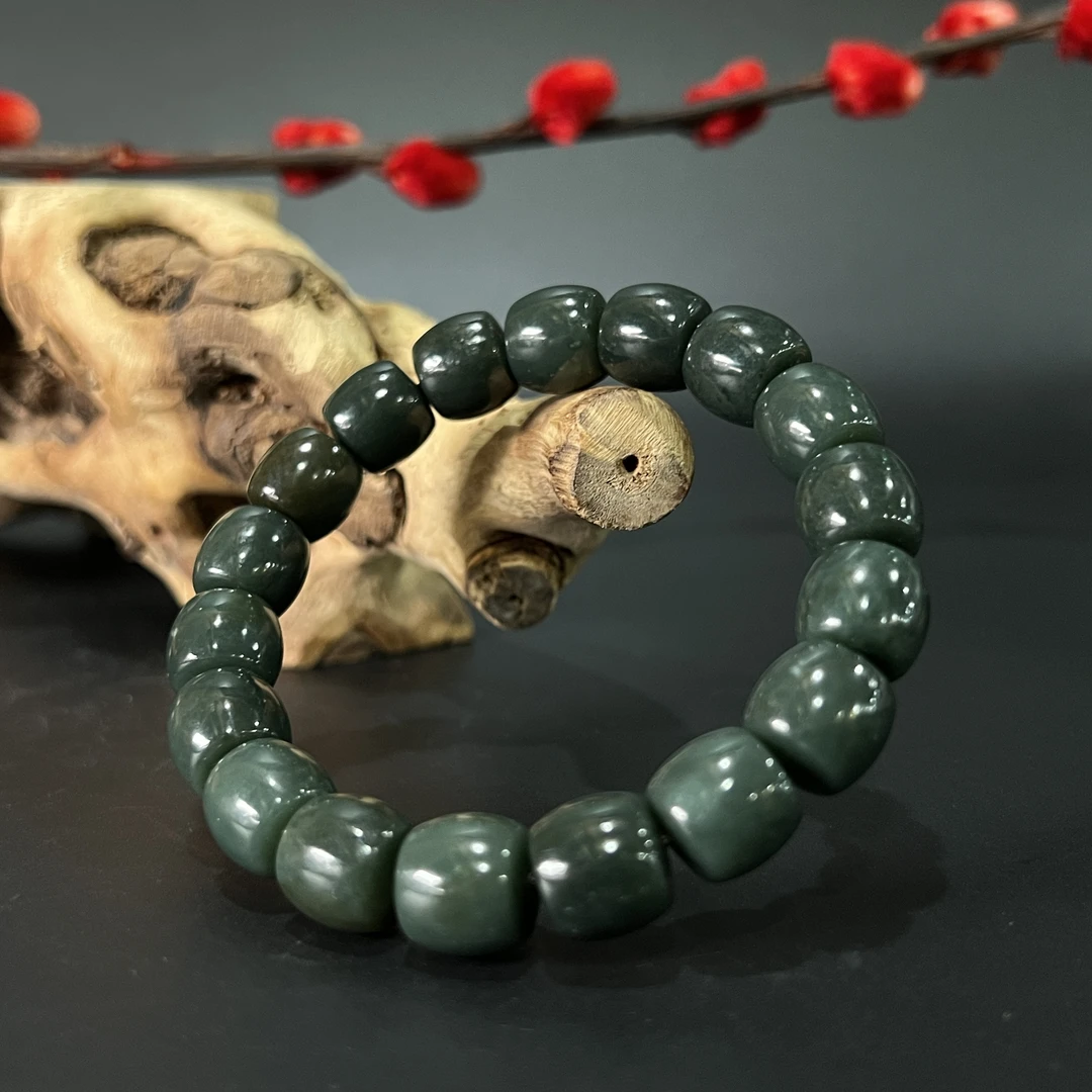 0629GC103和田玉手串