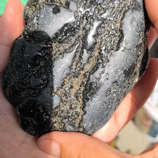 硫***幺有机玻璃藏玉药王石原石手把件一个