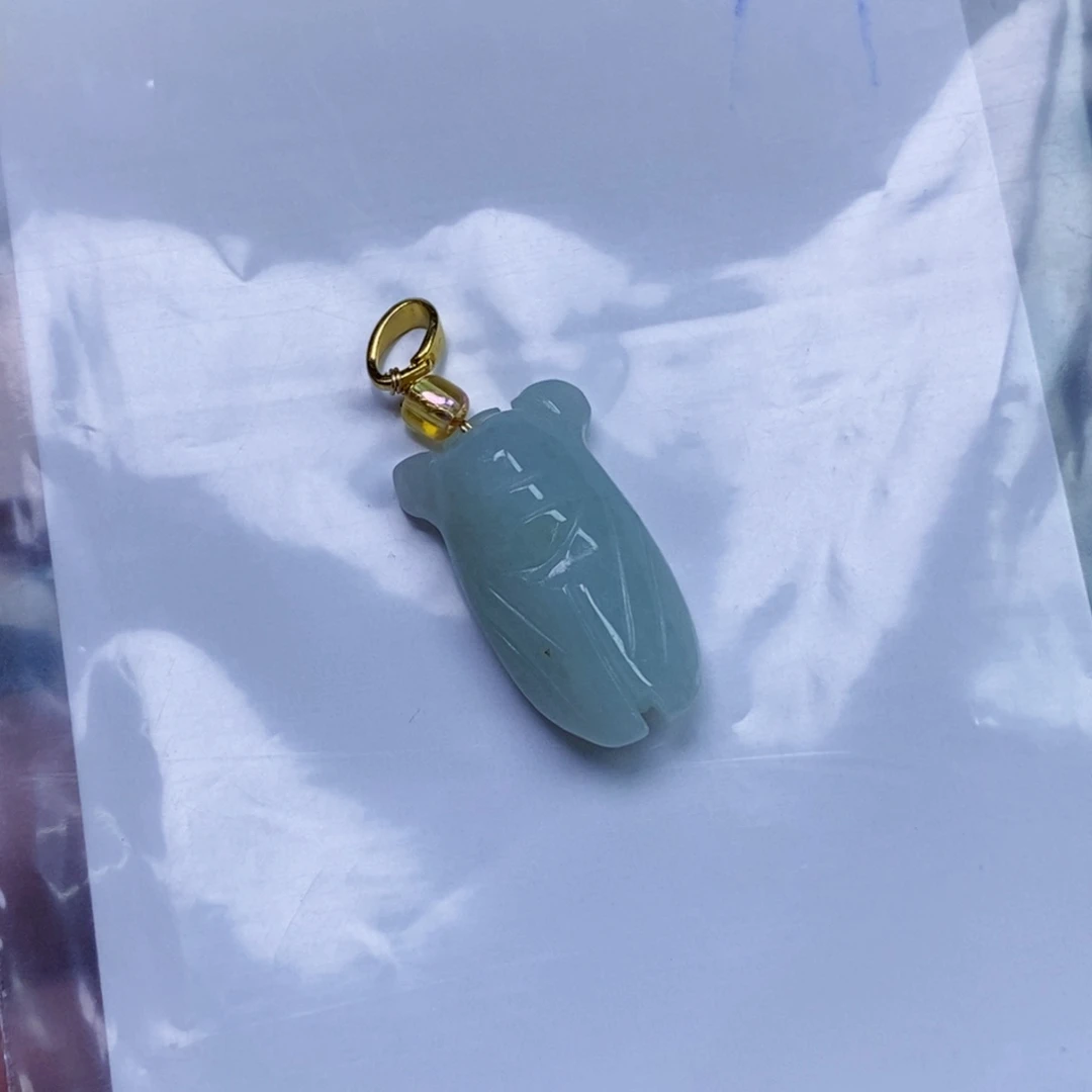 翡翠未镶嵌颈饰17