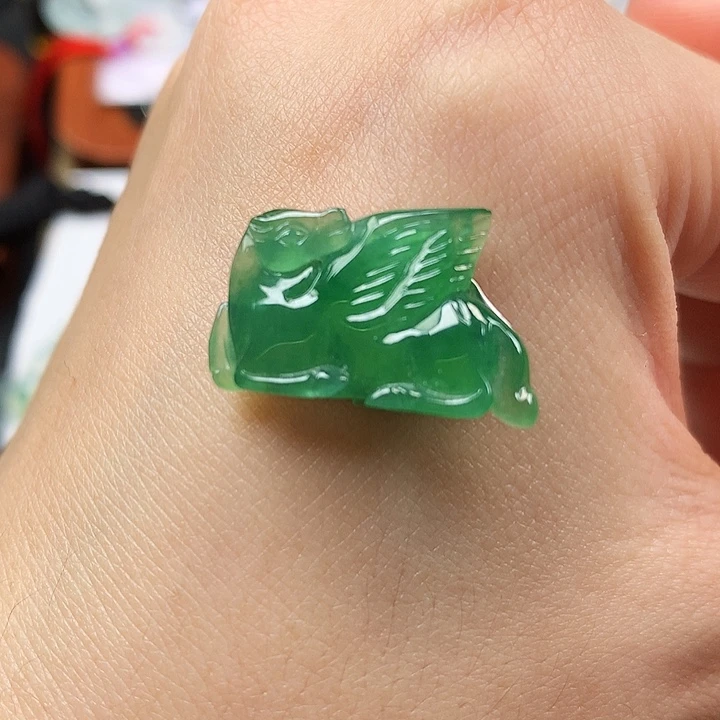 翡翠吊坠(不含链)未镶嵌翡翠