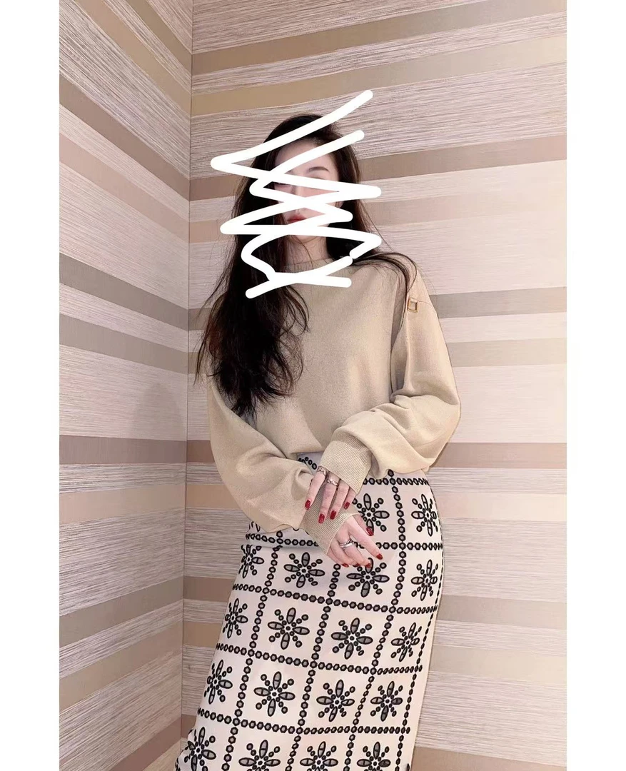 99新 LouisVuitton/路易威登 24新款米白色老花满印半裙 S码 99新