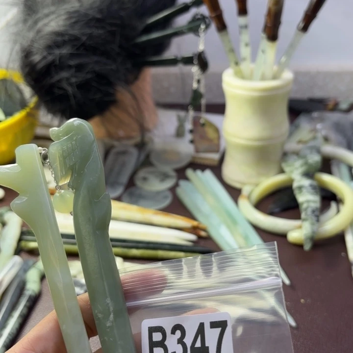 蛇纹石玉发饰合金挪*