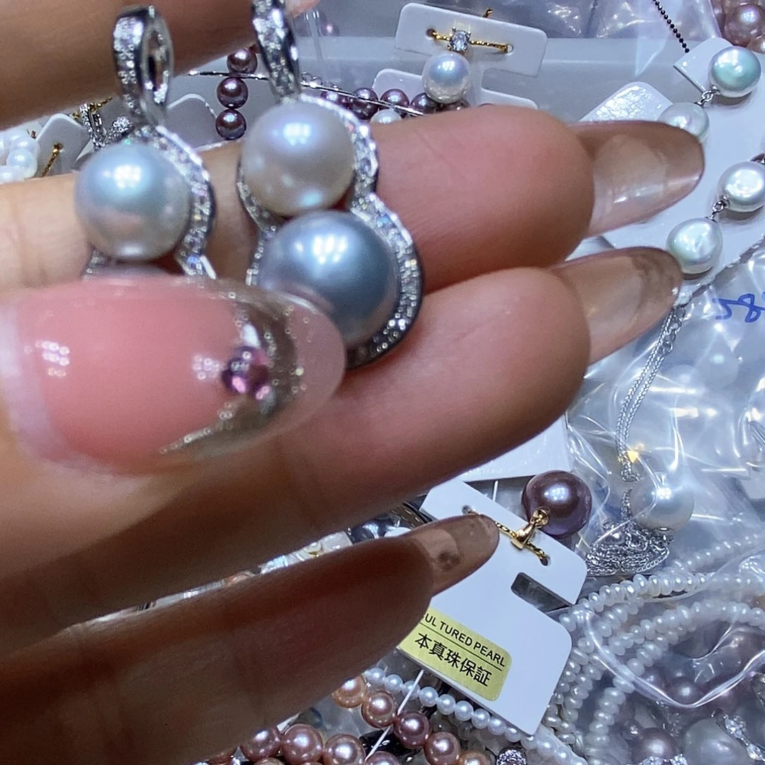 淡水珍珠吊坠未镶嵌