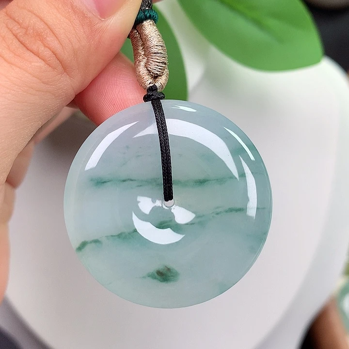 翡翠未镶嵌颈饰平安扣 35.8x6.0mm