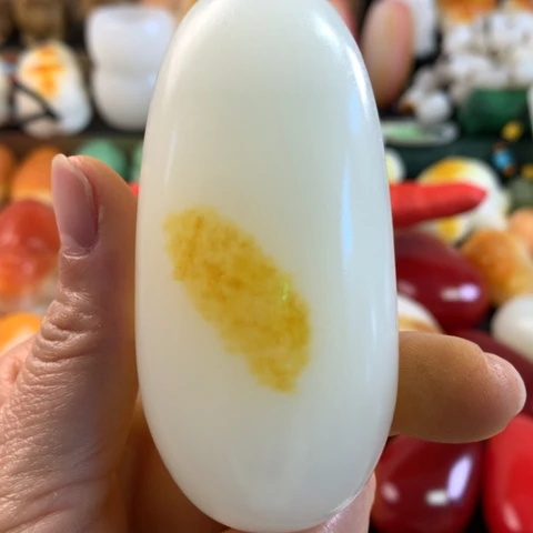 新疆戈壁五彩彩石