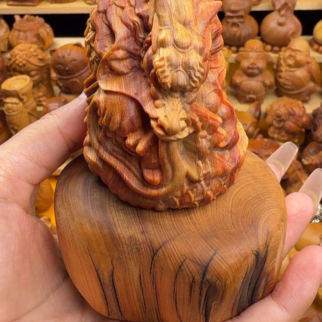 ，****柏木（崖柏）崖柏龙和底座，一物一拍