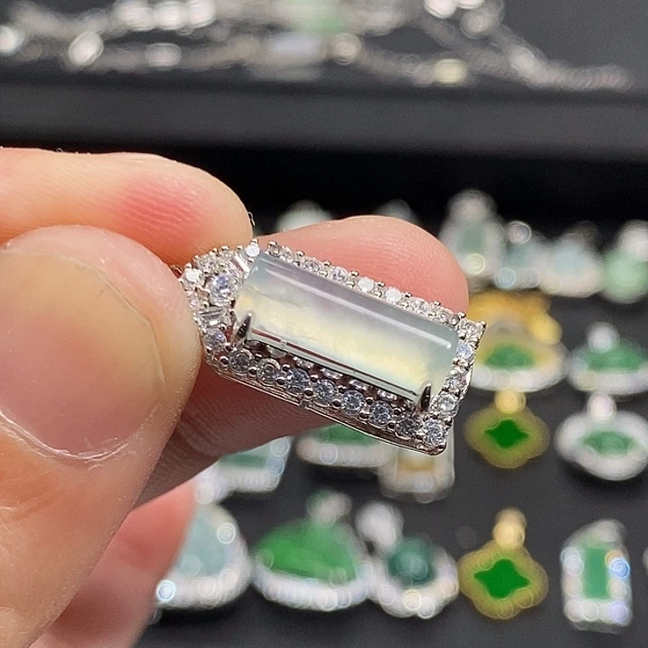 翡翠银S925镶嵌颈饰